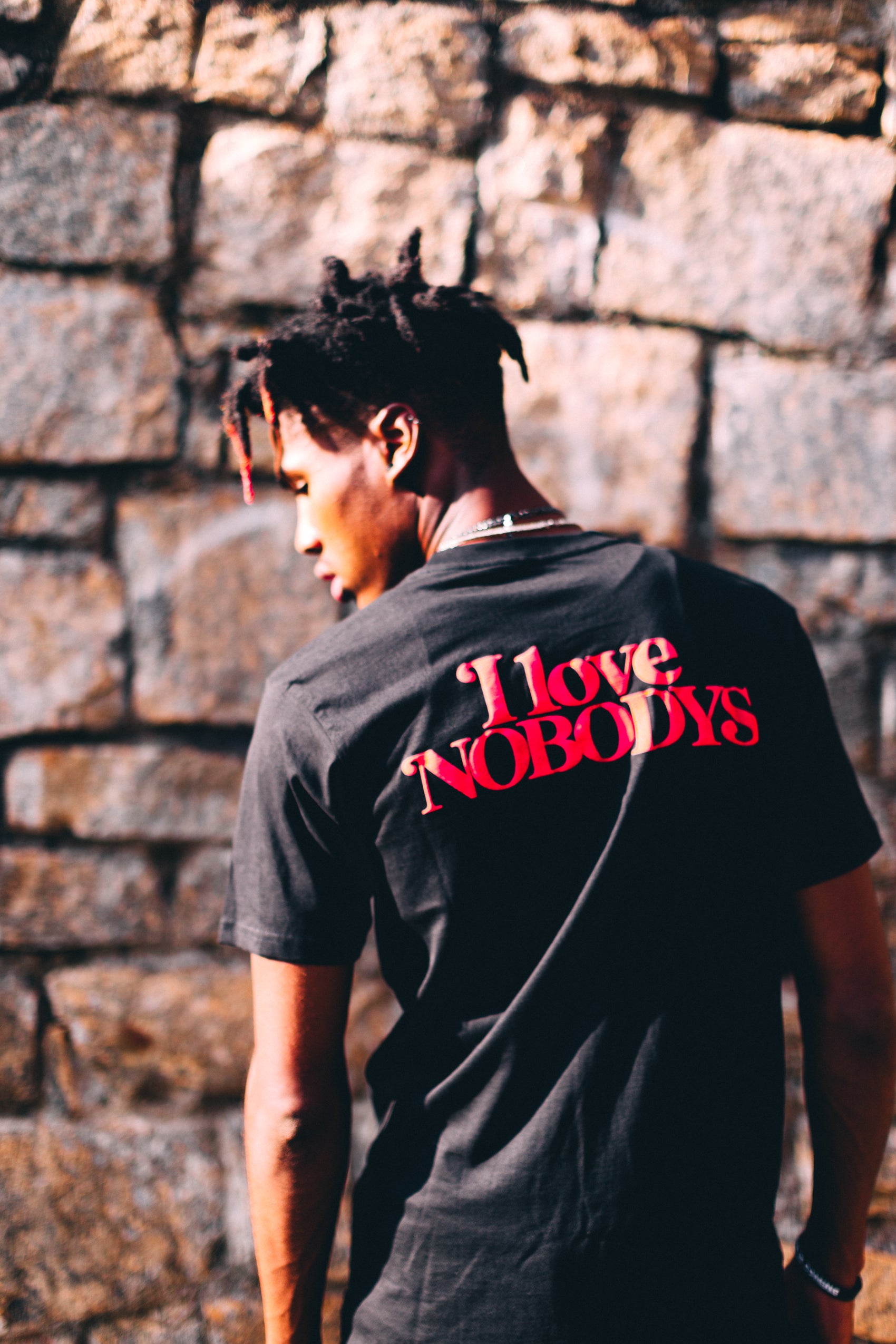 LOVE NOBODYS (NOIR)